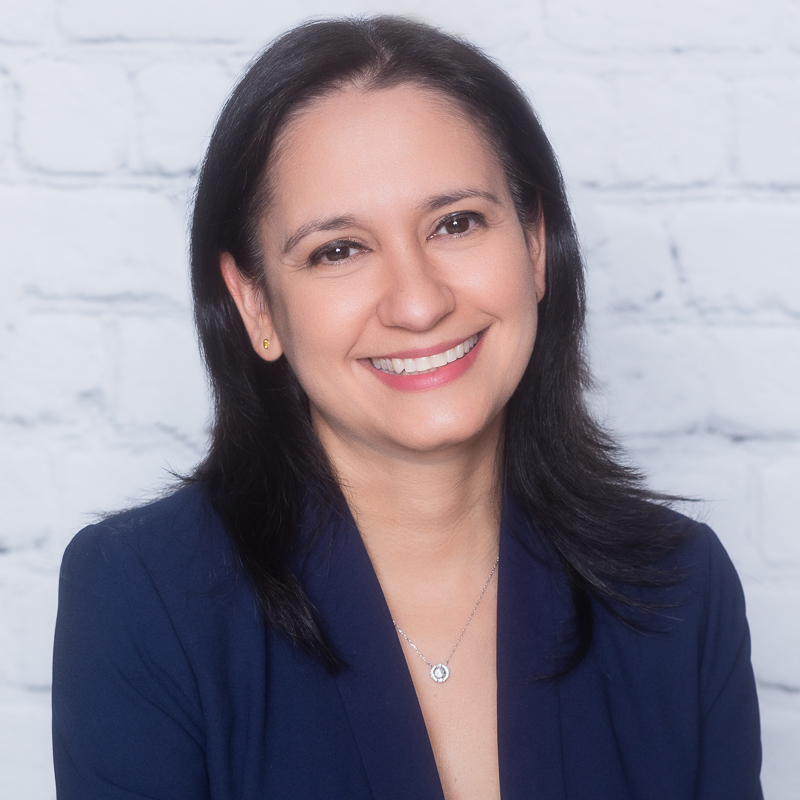 Helga Seguias